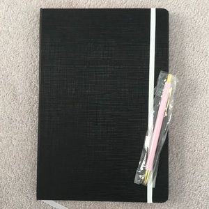 Notebook + mechanical lead pencil